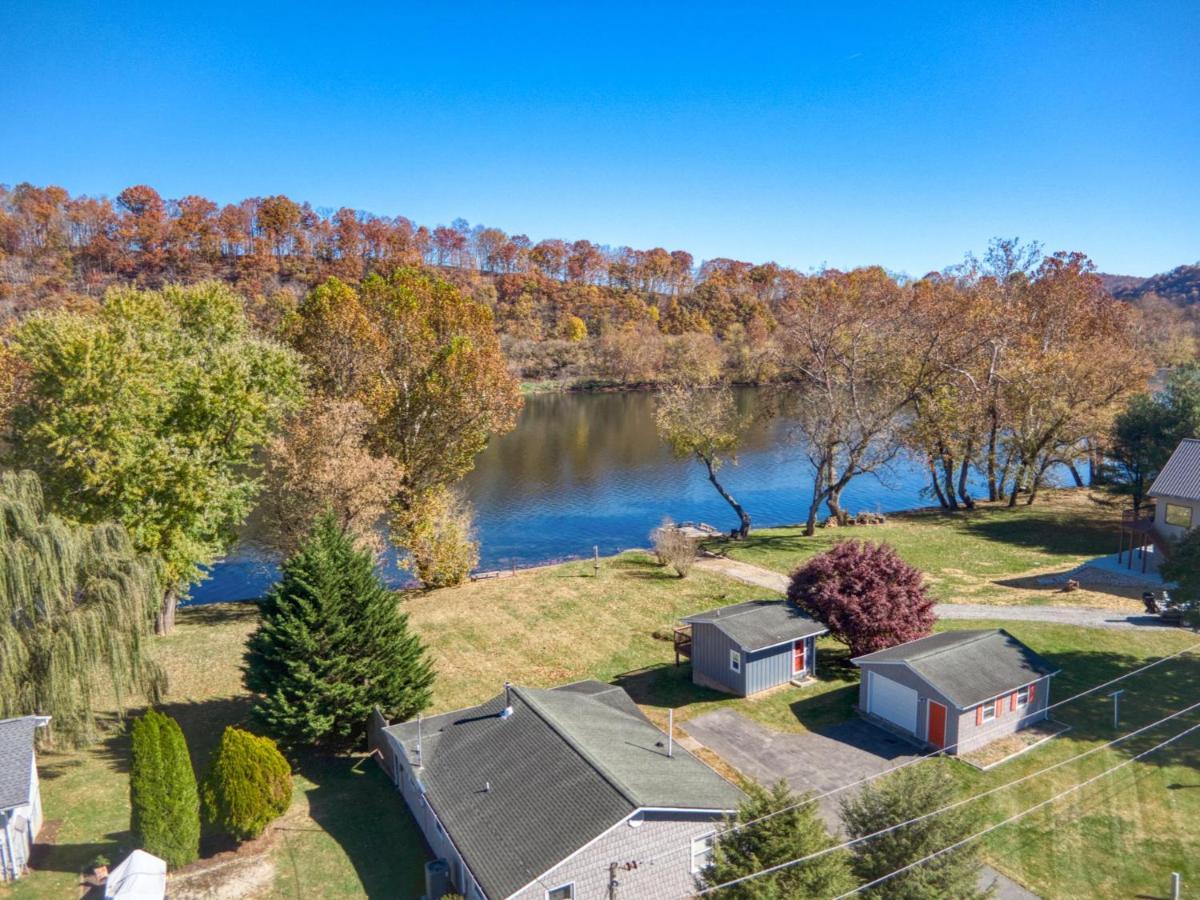 House On The New River, 3Br, 20 Minutes From Vt Radford Exterior photo