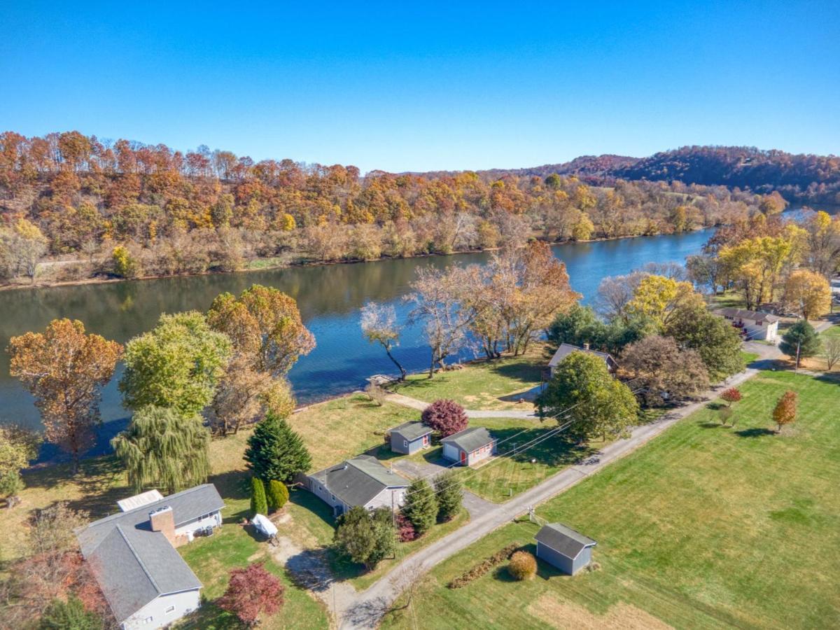 House On The New River, 3Br, 20 Minutes From Vt Radford Exterior photo
