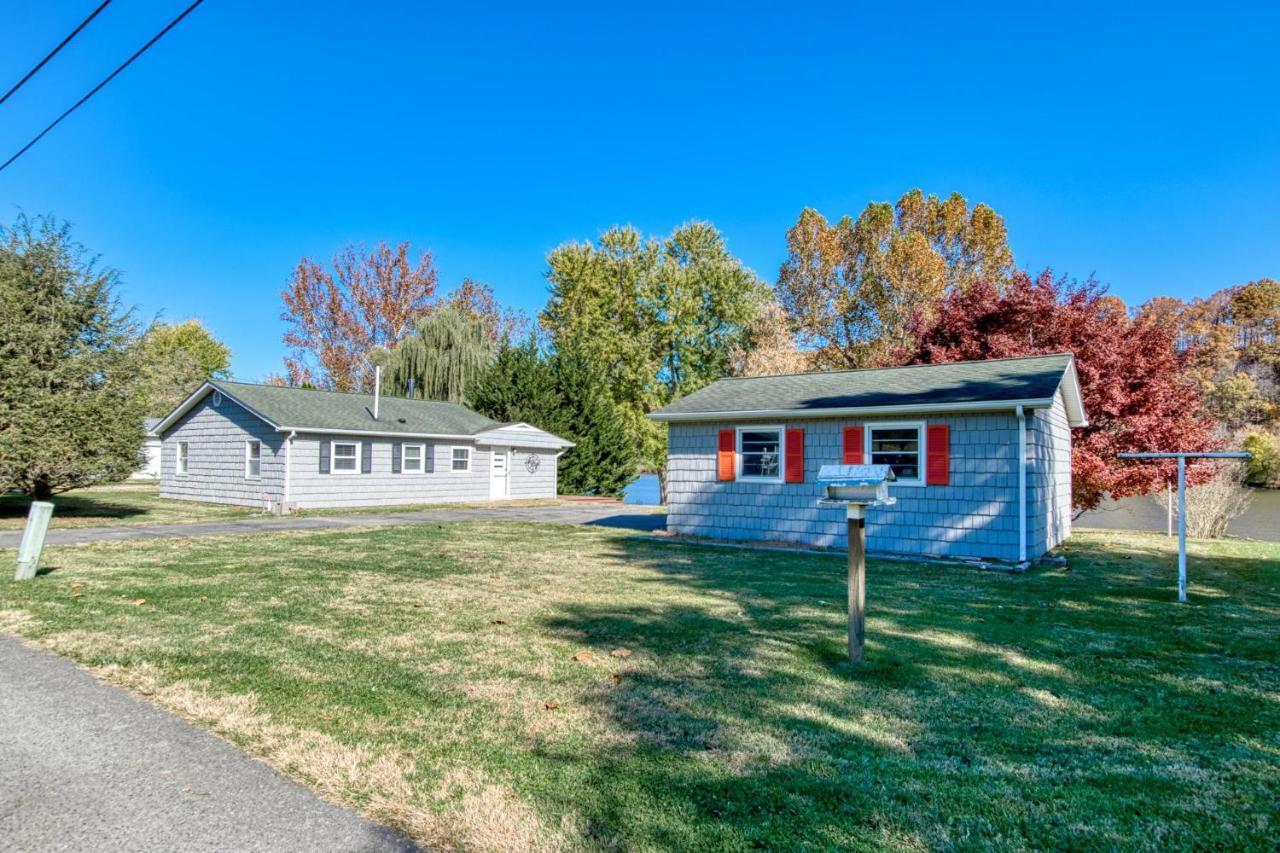 House On The New River, 3Br, 20 Minutes From Vt Radford Exterior photo